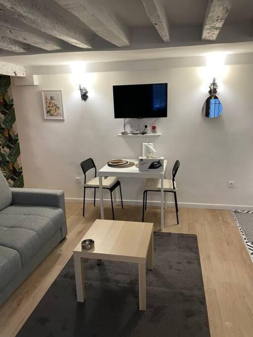 Appartement Confortable - Opera - Place De La Madeleine - Saint Martin - 4 Pers Paris Exterior foto